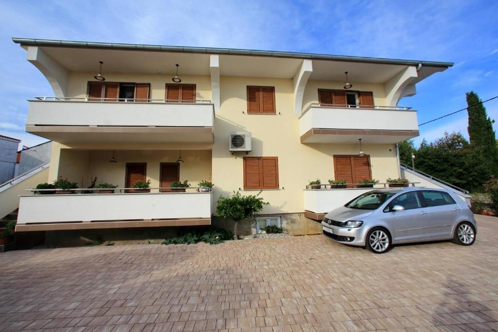 Apartments With A Parking Space Sukosan, Zadar - 16641 Exterior photo
